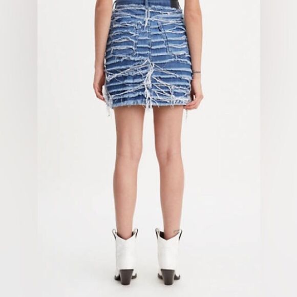 Levi’s Made & Crafted SS19 Premium High-Waist Denim Skirt w Fringe Medium Wash 6 - Picture 16 of 16